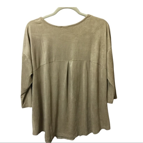 TAUPE top w/ cutout yolk. Super soft & comfy - Picture 2 of 7